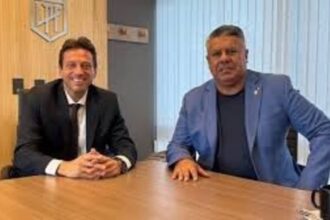 AFA exigió a San Lorenzo que se abstenga de sancionar a Moretti, el presidente del fajo de dólares