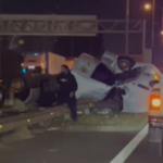 Autopista Panamericana: un camión incrustó a un auto y quedó destrozado