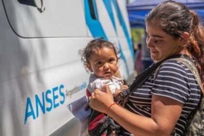 Calendario de Anses: quiénes cobran la AUH este lunes 14 de julio