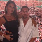 Coldplay volvió a usar la “kiss cam” y atrapó a Leo Messi y a Antonela Roccuzzo acaramelados