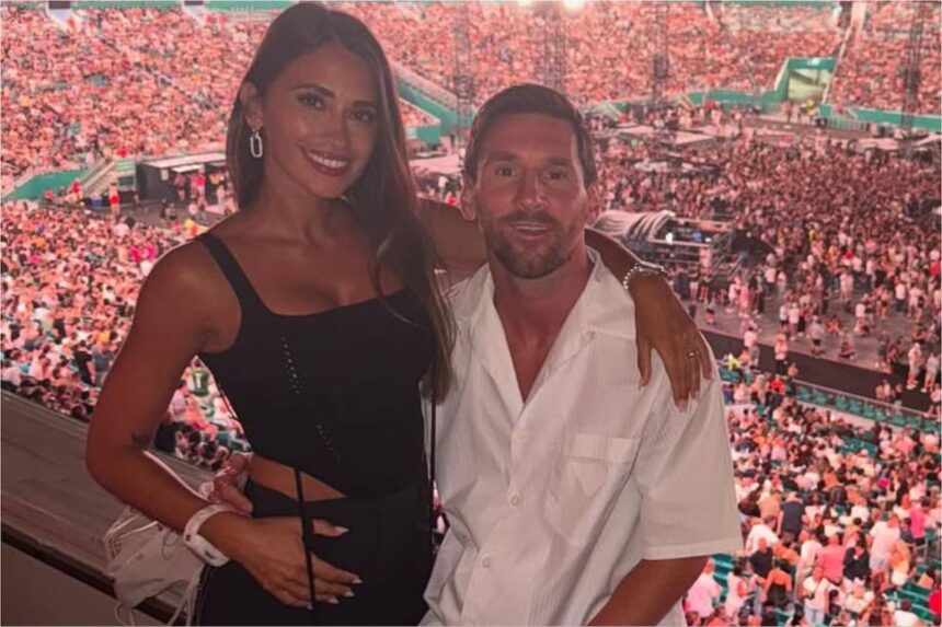 Coldplay volvió a usar la “kiss cam” y atrapó a Leo Messi y a Antonela Roccuzzo acaramelados