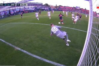 Del increíble penal errado al 1-1 con asistencia de taco y el grito final con un golazo "a lo Batistuta"