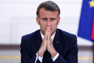 El gobierno de Francia quiere eliminar dos feriados para ayudar a “sanear las finanzas públicas”