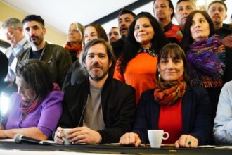 Quiénes son los candidatos y partidos que intentan quebrar la polarización
