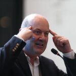 Sturzenegger vinculó con Báez a la sindicalista que logró frenar el cierre de Vialidad en la Justicia