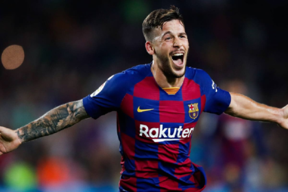 Un exfutbolista del Barcelona quedó internado luego de que un perro le mordiera los genitales