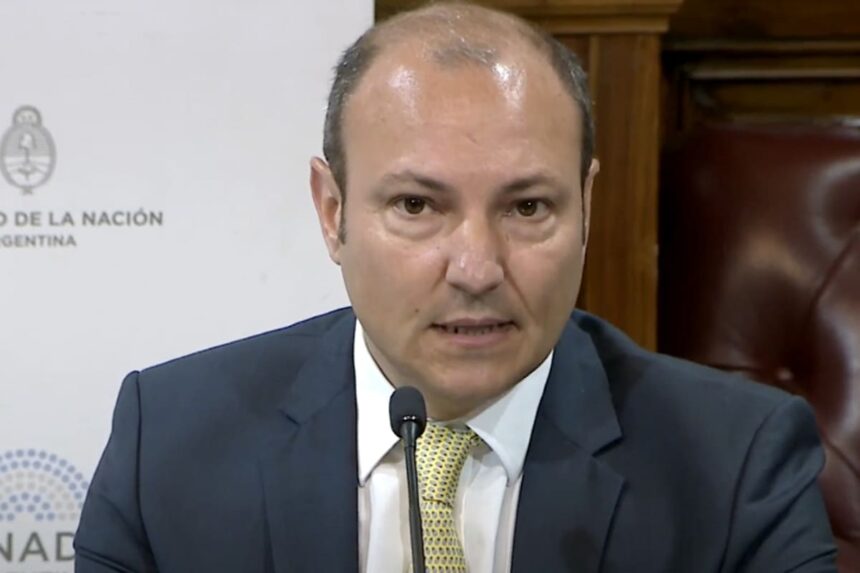 Un juez federal será acusado por favorecer a estudios de abogados que promovieron demandas de jubilados