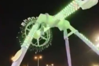 Video: así se desplomó un juego mecánico en Arabia Saudita