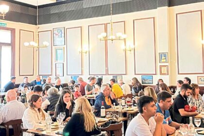 El bodegón español de Colegiales donde se filmó un clásico del cine argentino