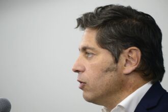 Kicillof lanza medidas económicas con un guiño “libertario” en el corazón de la batalla electoral