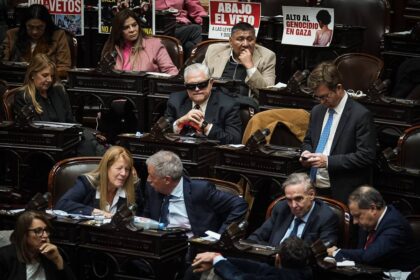 La oposición aprobó por abrumadora mayoría el proyecto que obliga a aumentar los salarios del Garrahan