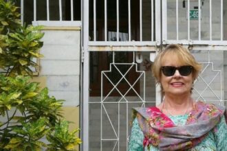 Tiene 71 años, fue tesorera en EE.UU. y había alcanzado el sueño americano, pero lo abandonó todo: “Ahora soy diferente”