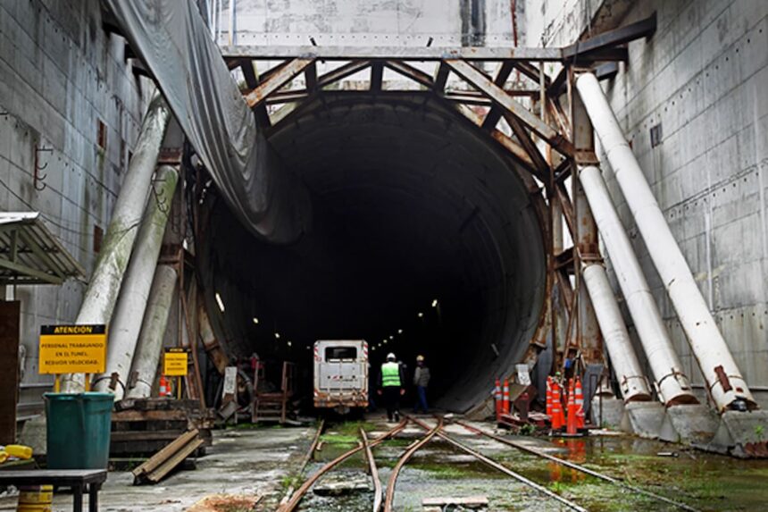 Un túnel donde conviven la desidia y la corrupción
