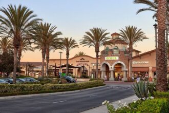 Cuál es el outlet más “bueno, bonito y barato” de California, según la IA