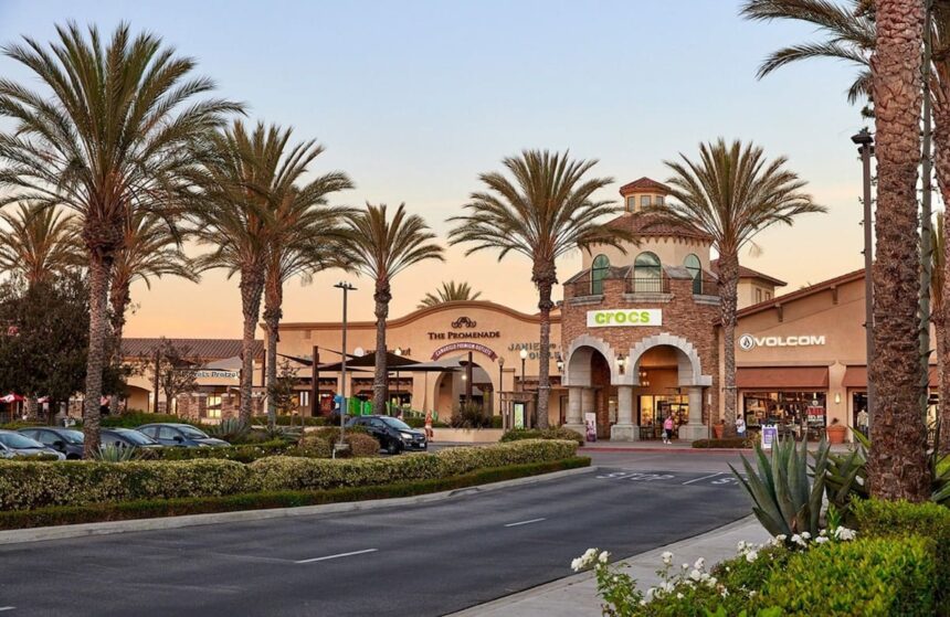 Cuál es el outlet más “bueno, bonito y barato” de California, según la IA