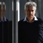 El economista que escapó de la heladería familiar, fue funcionario de Milei y se hizo tenista profesional ¡a los 53!