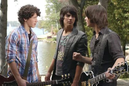El video con el que los Jonas Brothers confirmaron su regreso a Camp Rock