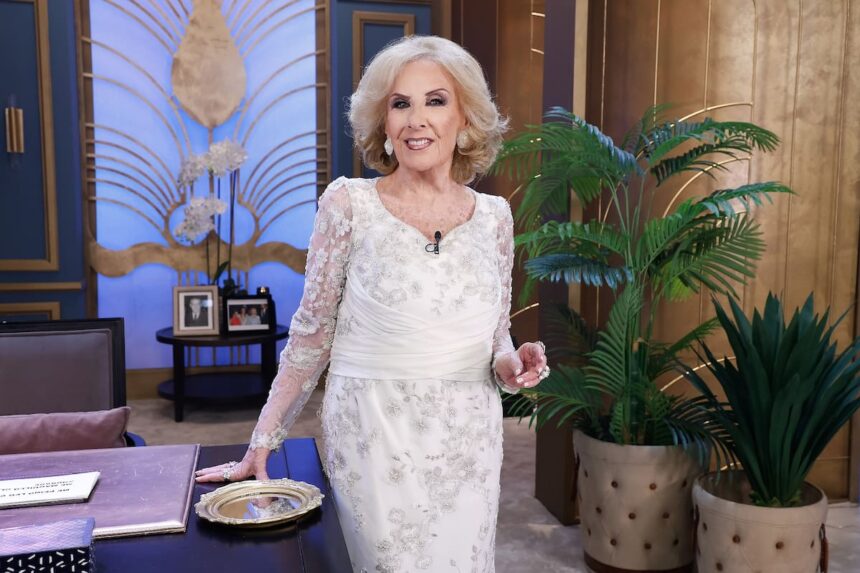 La atrevida anécdota de Mirtha Legrand con Luis Miguel en la que... ¿hubo beso?