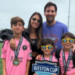 Anto Roccuzzo, mamá orgullosa: las fotos que compartió de Ciro capitán, Mateo goleador y Thiago con la misma sombra que Lionel