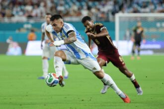 Argentina le ganó a Venezuela: no deslumbró, apenas cumplió con el trámite