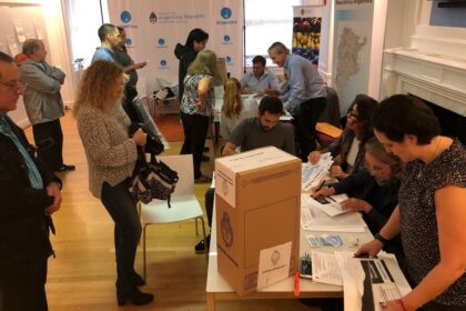 Dónde voto en el exterior: cómo consultar el padrón electoral para los argentinos fuera del país