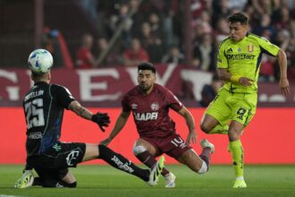 Lanús en ventaja: Castillo anotó el 1-0 ante la U de Chile y el Granate se acerca a la final de la Sudamericana