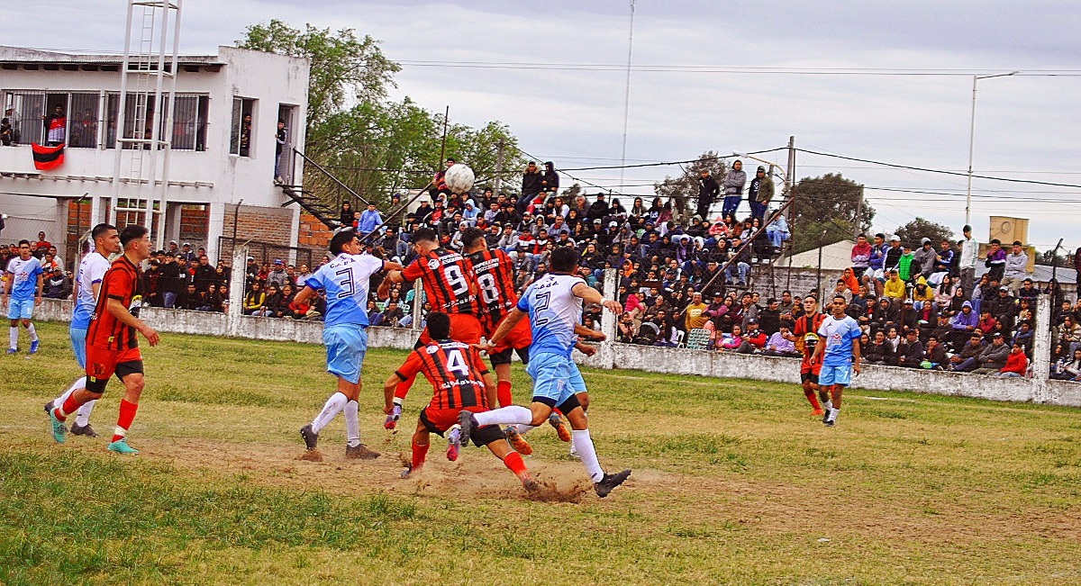 Foot Ball y Berón de Astrada abren la final del Clausura 2025