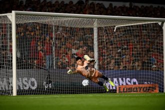 El arquero formado en River que opacó a Chiquito Romero y se convirtió en héroe en la final de la Copa Argentina