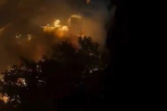 Un auto explotó en Nueva York y al menos cinco personas resultaron heridas