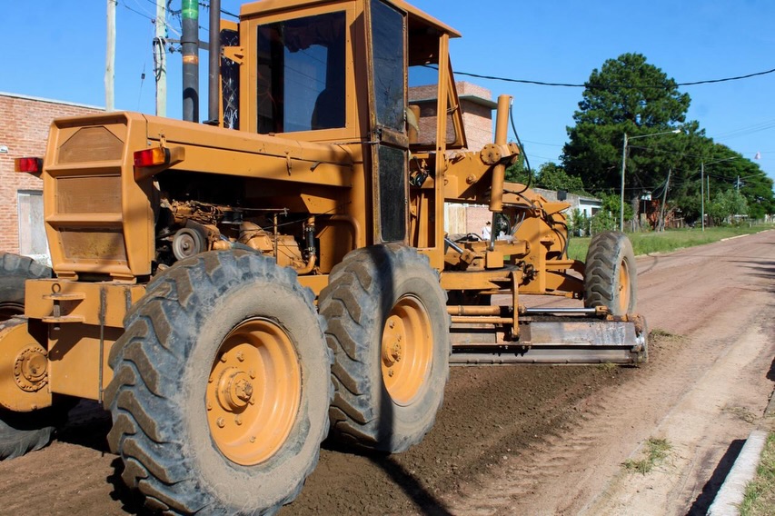 Comienzan los trabajos en las calles de tierra de la ciudad