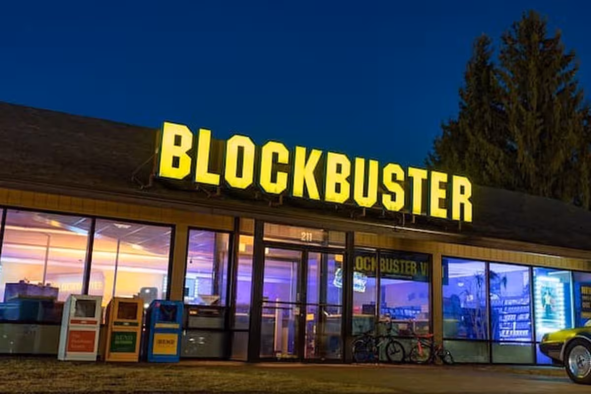 El pueblo una hora de Oregon en auto que tiene el único Blockbuster del mundo