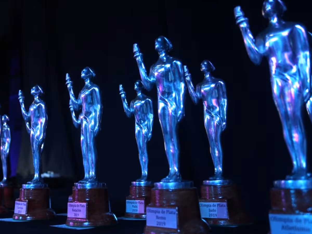 La agenda de la TV del lunes: la ceremonia de los premios Olimpia y el fútbol de Europa