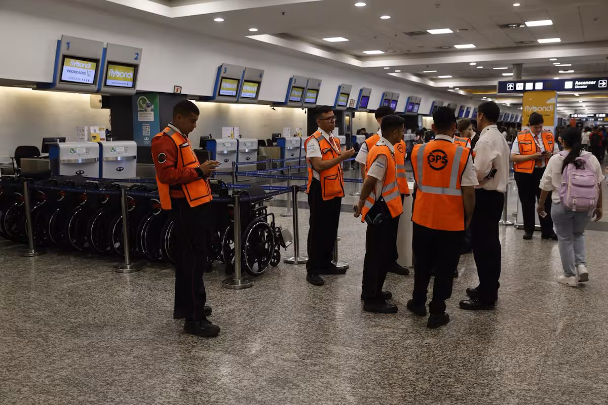 Paro controladores aéreos, en vivo: el estado de los vuelos y los aeropuertos, minuto a minuto
