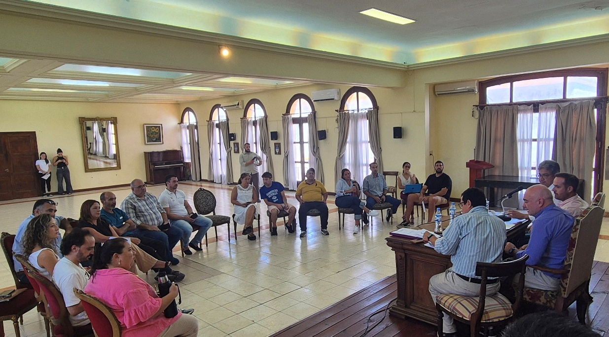 Quedó conformada oficialmente la CO.MU.CA.E para los Carnavales Esquinenses 2026