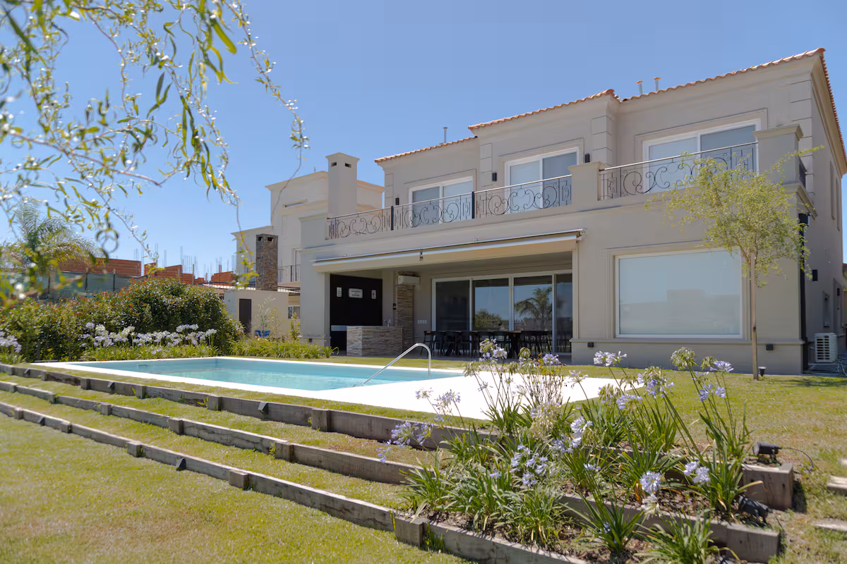 Cuánto cuesta construir una casa “barata” de 100 metros cuadrado