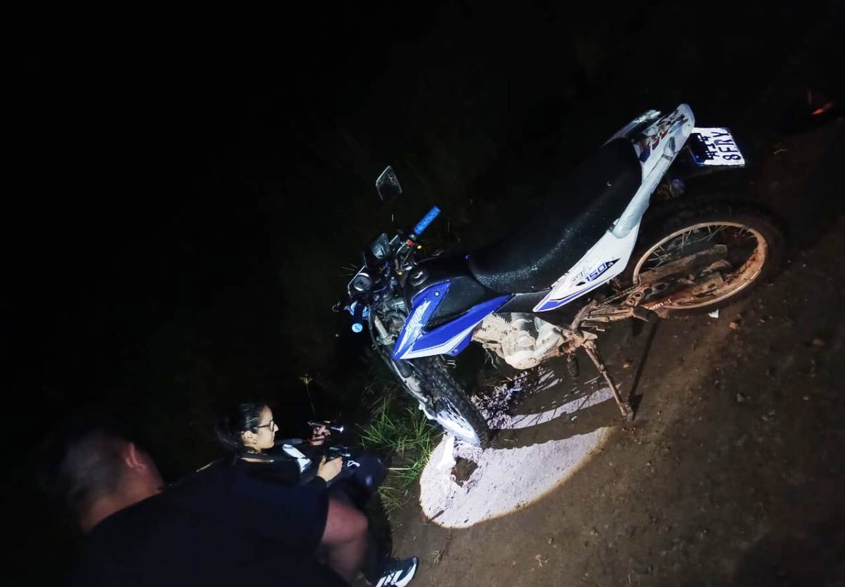 Murió un motociclista de 19 años tras chocar contra un caballo en Paraje Malvinas