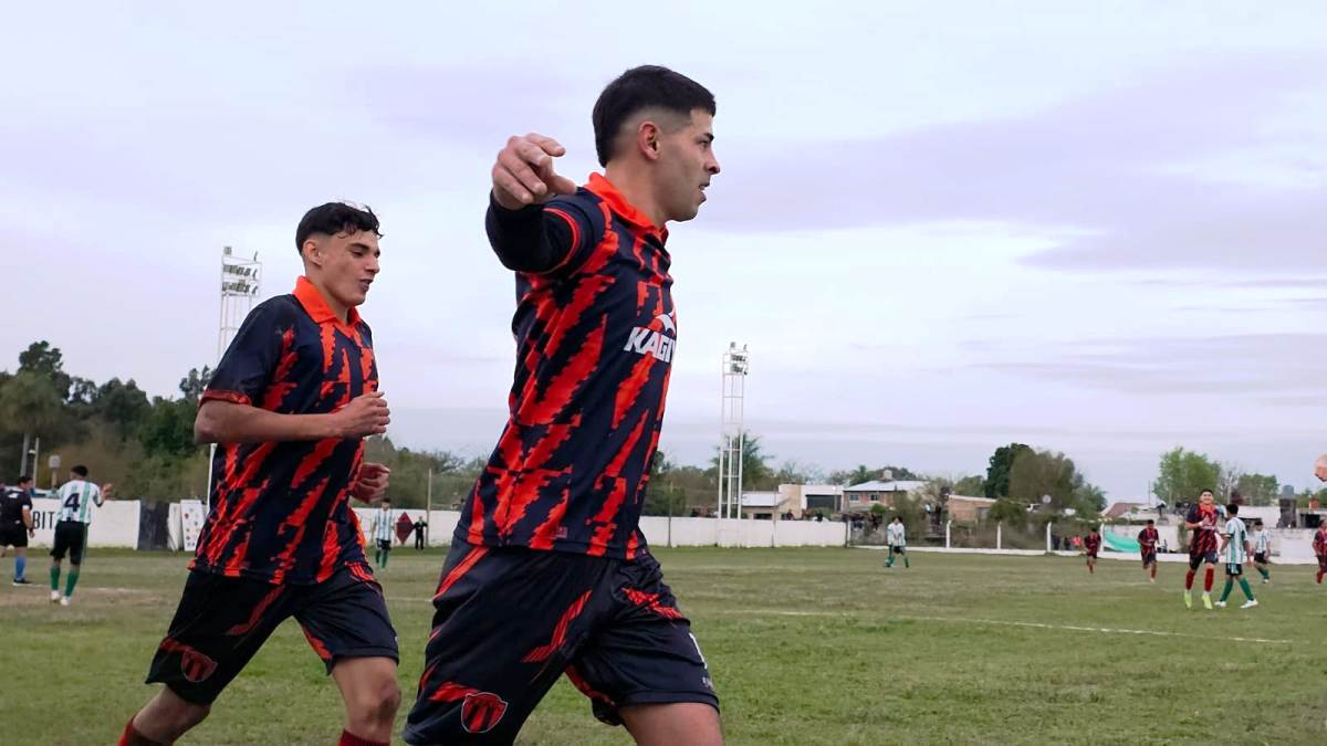 Foot Ball venció 3-1 a Sportiva y es el primer finalista