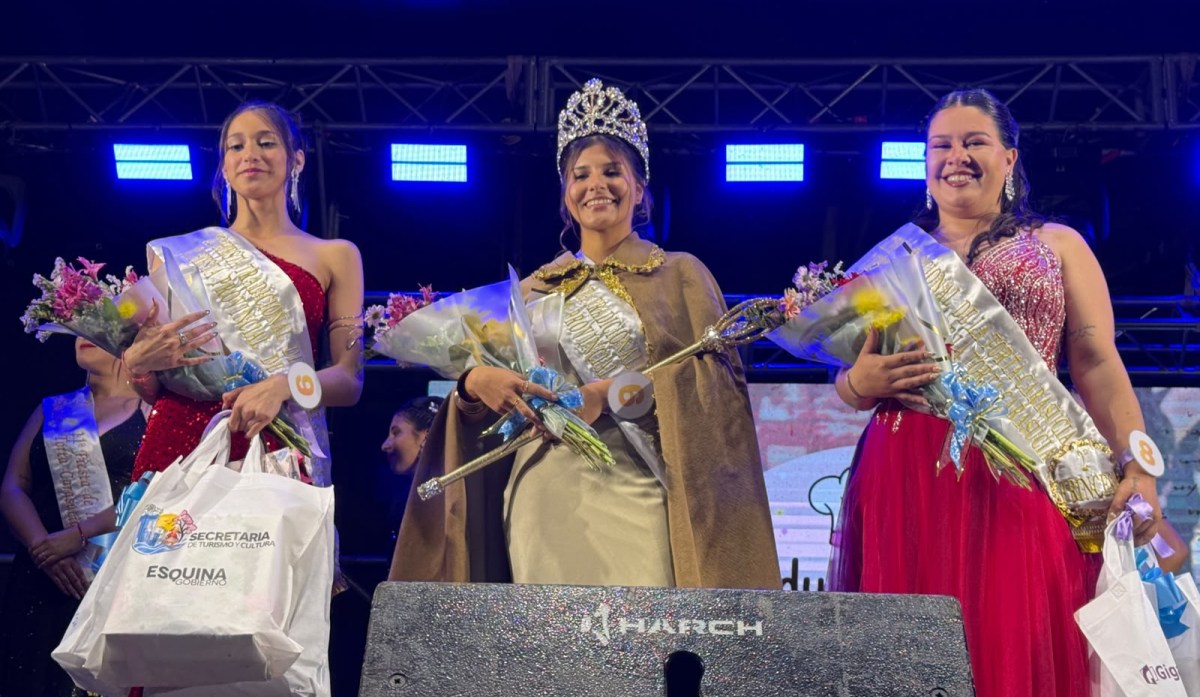 Iara Obertello fue elegida reina de la primera Fiesta Provincial de la Torta Carasucia